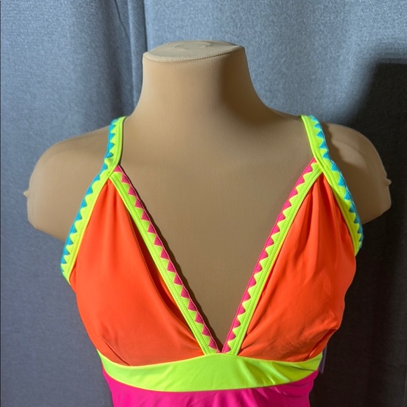 POPVIL Colorful women’s Swimwear - Picture 2 of 11
